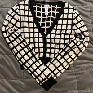 MELROSE Women's Black and White Grid Sweater